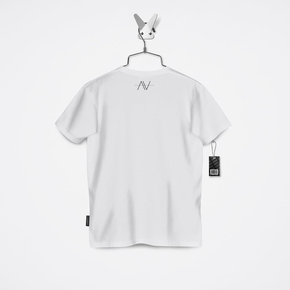Light heaven tee - Image 2